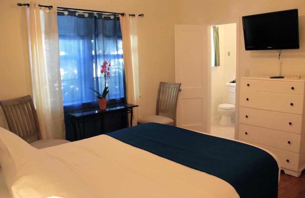 Baltic Hotel Маями Бийч Екстериор снимка